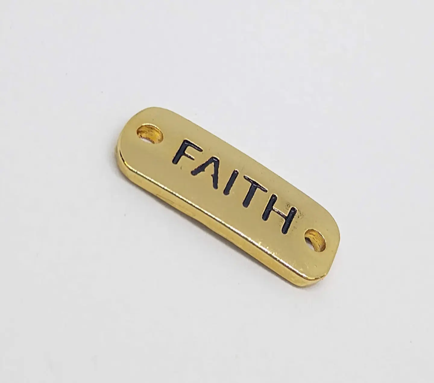 PLACA FAITH BAÑO DE ORO T3316                                   1