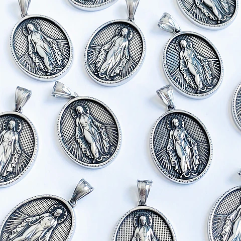 MEDALLA ✦ VIRGEN MILAGROSA ACERO
