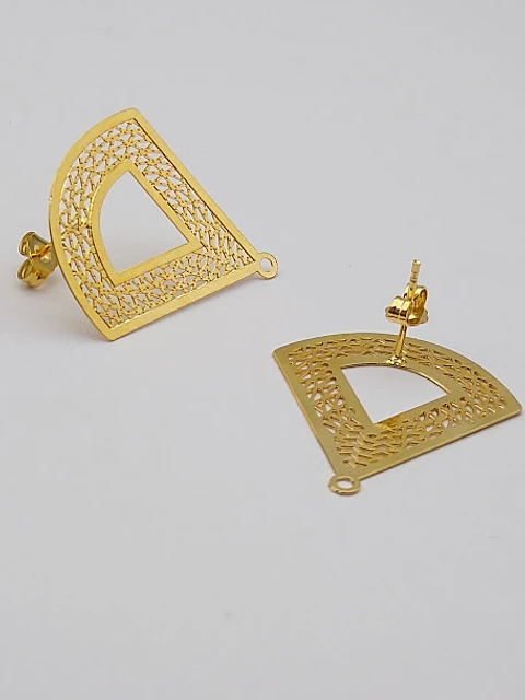 TOPO TRIÁNGULO BAÑO DE ORO T5618                                   