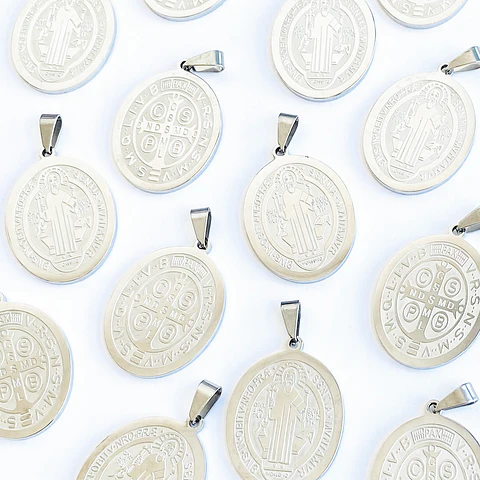 MEDALLA SAN BENITO ACERO
