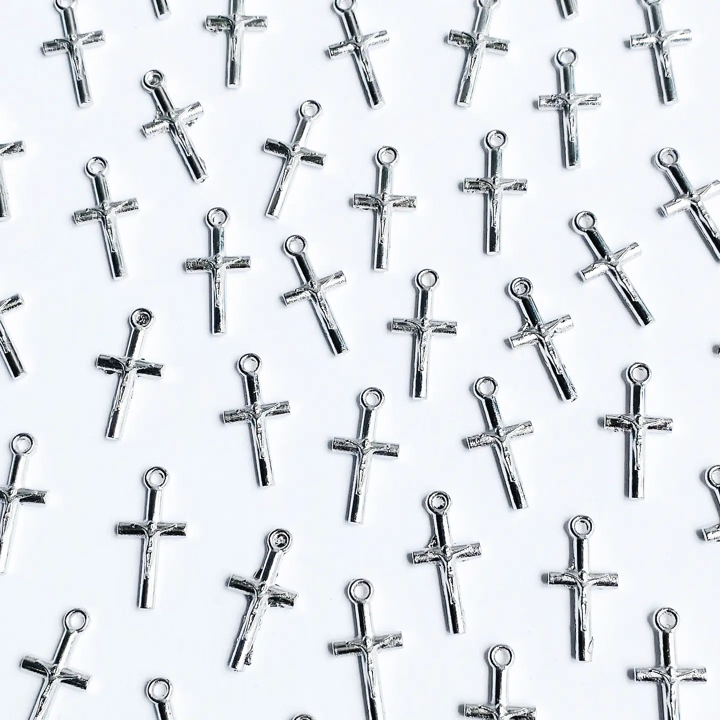 DIJE ✦ CRUZ CRISTO ZAMAK 1