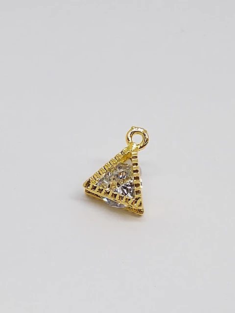TRIÁNGULO BAÑO DE ORO D0060