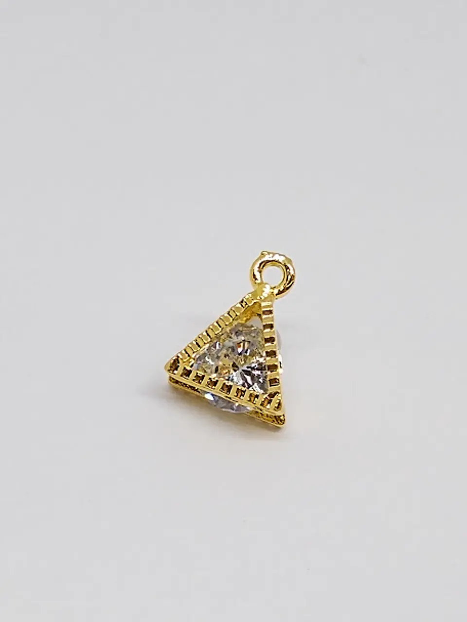 TRIÁNGULO BAÑO DE ORO D0060 1