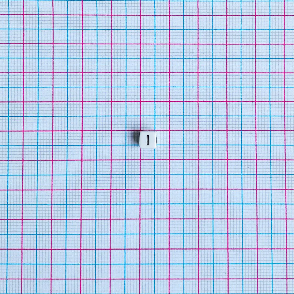 SEPARADOR ✦ CUBO LETRAS 6MM 2