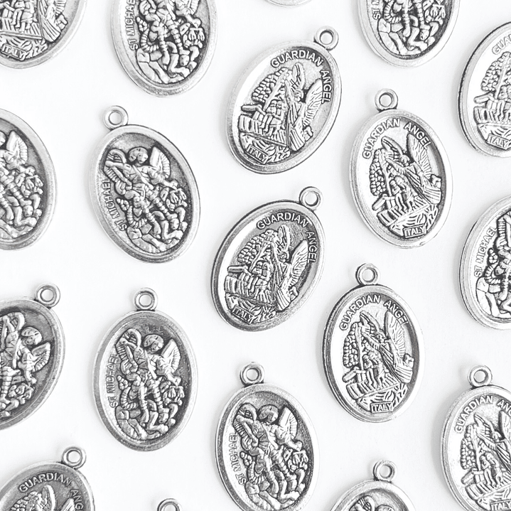 MEDALLA ✦ SAN MIGUEL ARCANGEL Y ANGEL DE LA GUARDA ZAMAK  1
