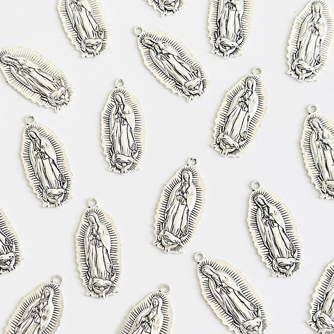 DIJE ✦ VIRGEN DE GUADALUPE ZAMAK