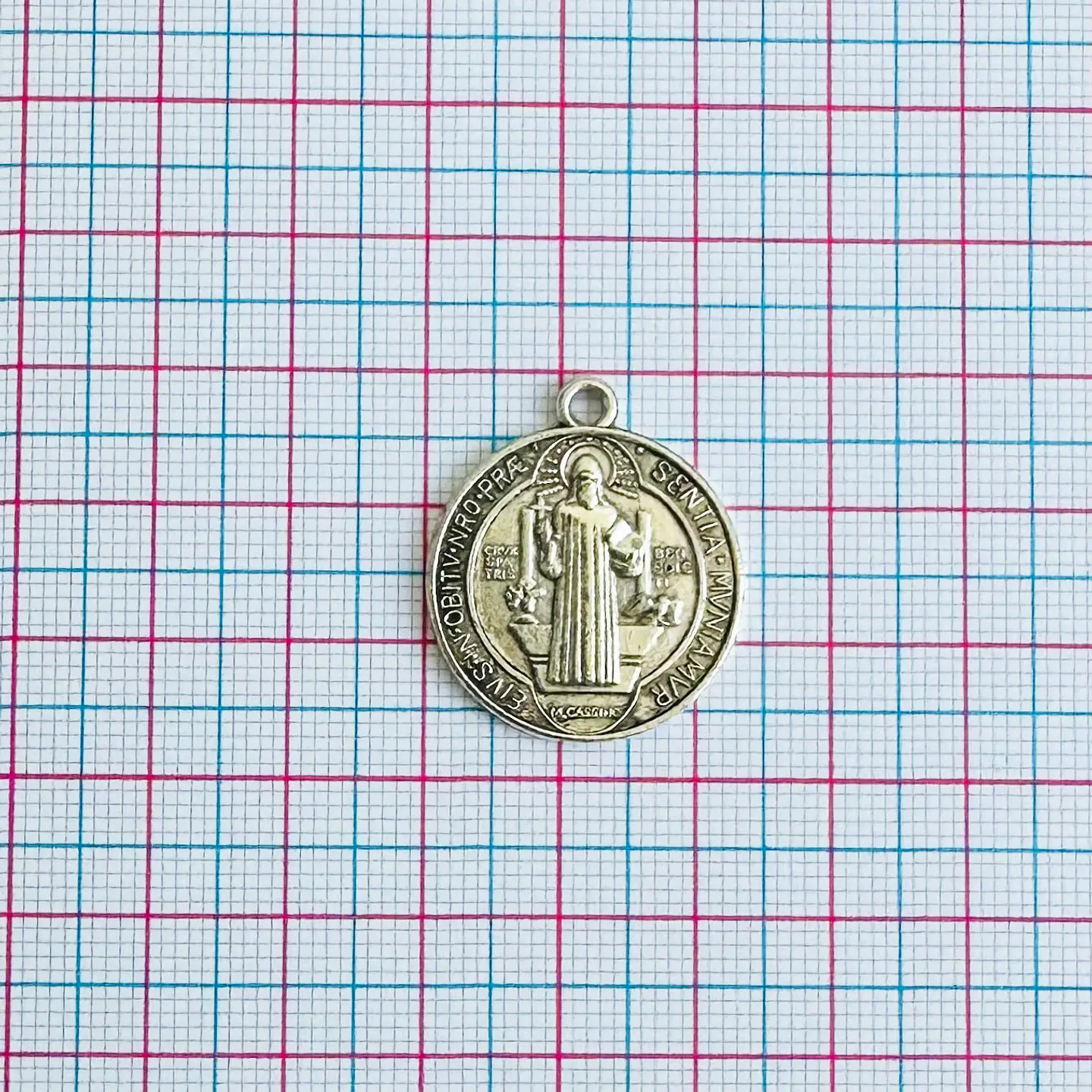 MEDALLA ✦ SAN BENITO ZAMAK 2