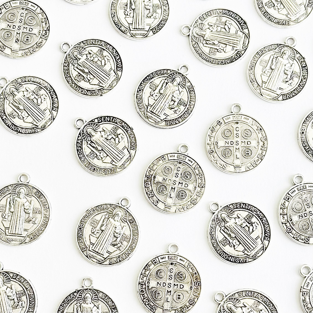 MEDALLA ✦ SAN BENITO ZAMAK 1