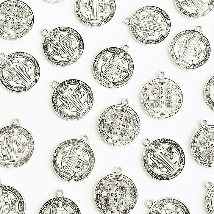 MEDALLA ✦ SAN BENITO ZAMAK 1