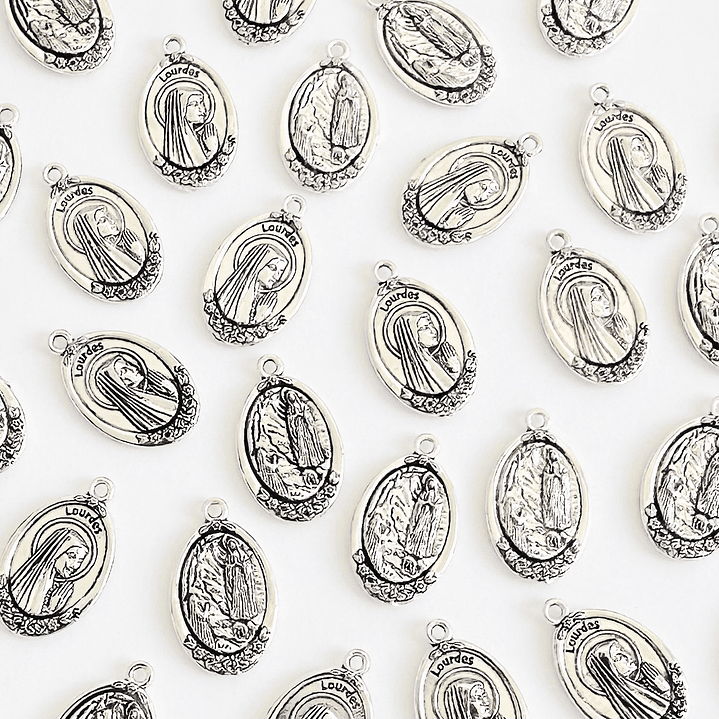 MEDALLA ✦ VIRGEN DE LOURDES ZAMAK 1