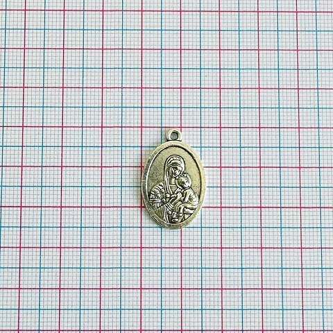 MEDALLA ✦ VIRGEN DEL PERPETUO SOCORRO ZAMAK