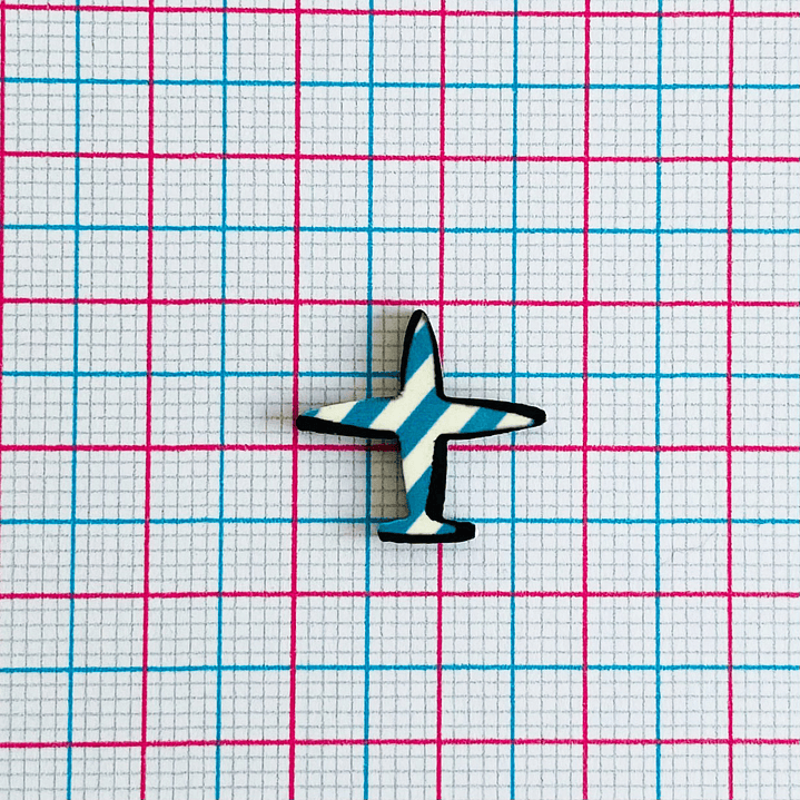 PIN ✦ AVIÓN ACRÍLICO 2