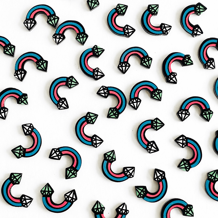 PIN ✦ ARCOIRIS DIAMANTES ACRÍLICO 1