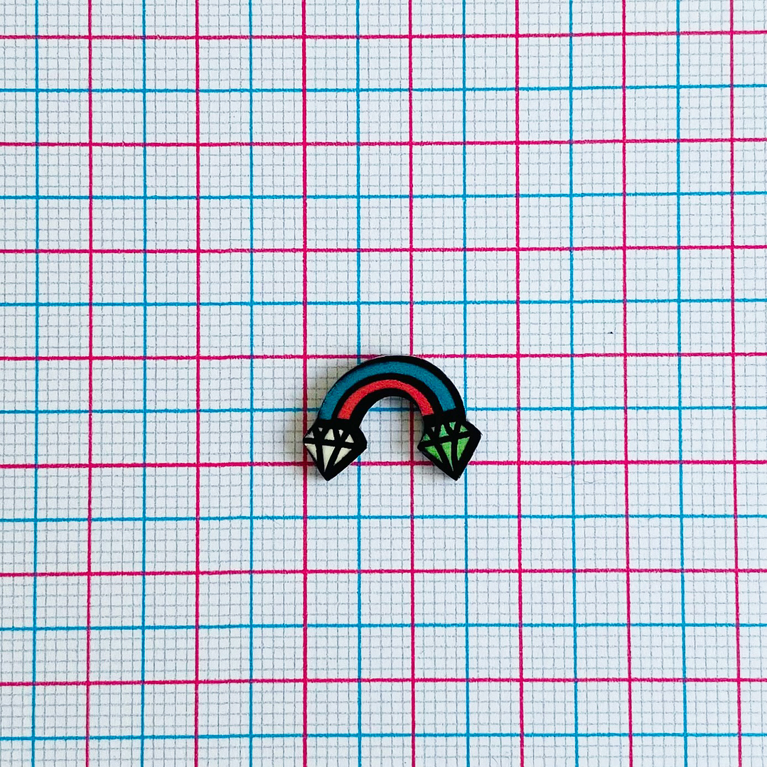 PIN ✦ ARCOIRIS DIAMANTES ACRÍLICO 2