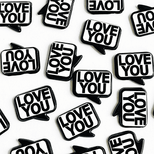 PIN ✦ LOVE YOU ACRILICO