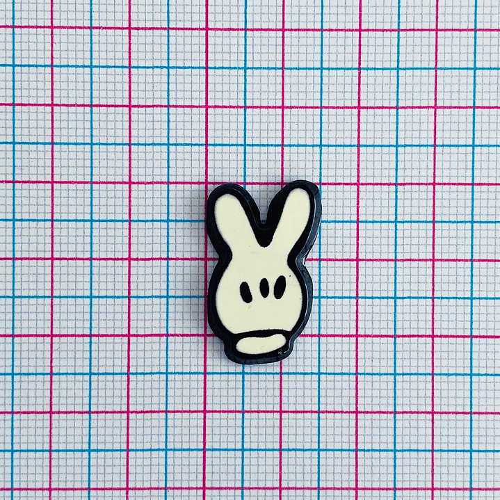 PIN ✦ MANITO PAZ ACRILICO 2