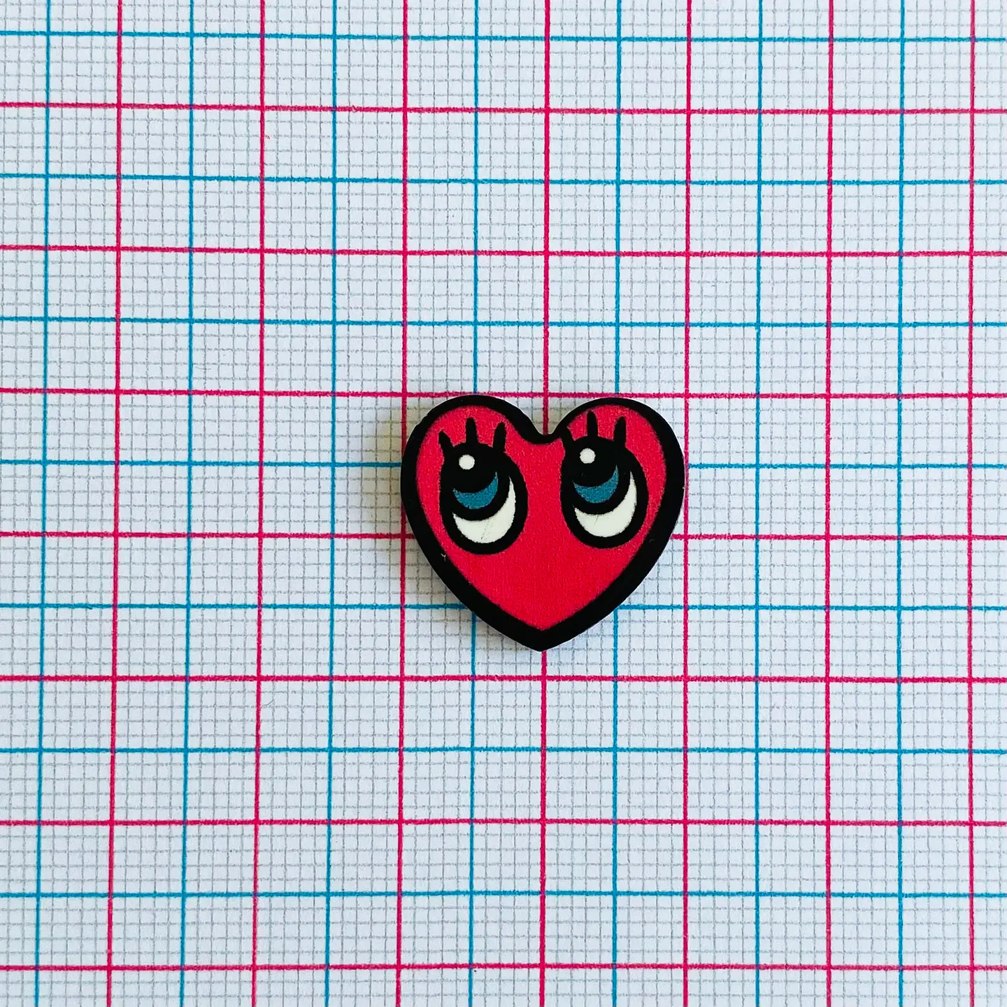PIN ✦ CORAZÓN ACRILICO 2
