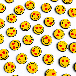 PIN ✦ ENAMORADO ACRILICO