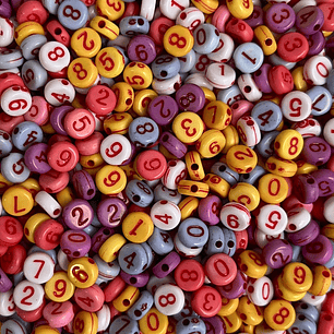 ENSAMBLE PASTILLA NÚMEROS ROJOS FONDO COLORES B327/T