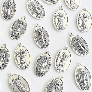 MEDALLA ✦ VIRGEN DE GUADALUPE / DIVINO NIÑO ZAMAK