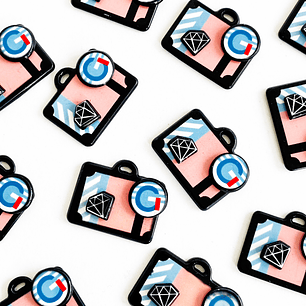 PIN ✦ MALETA ACRÍLICA