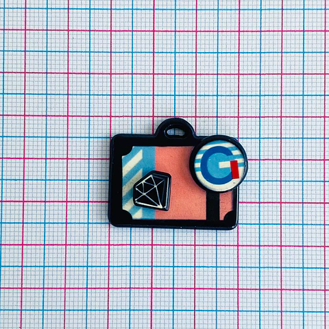 PIN ✦ MALETA ACRÍLICA