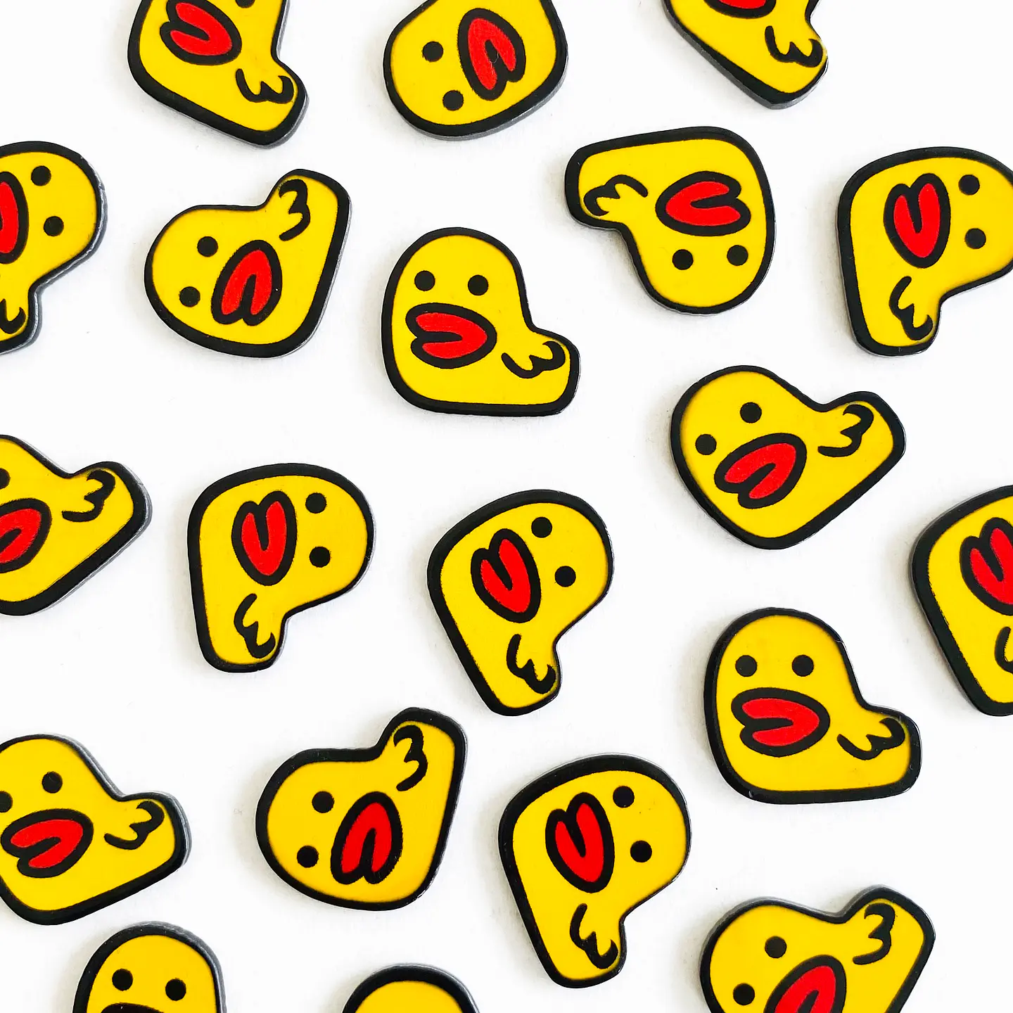 PIN ✦ PATO ACRÍLICO 1