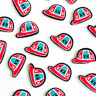 PIN ✦ GORRA ACRILICA