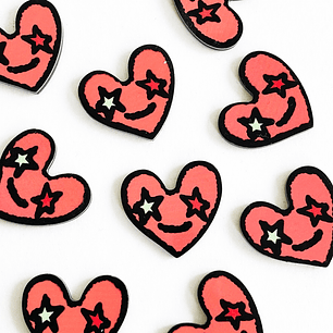 PIN ✦ CORAZÓN ACRÍLICO