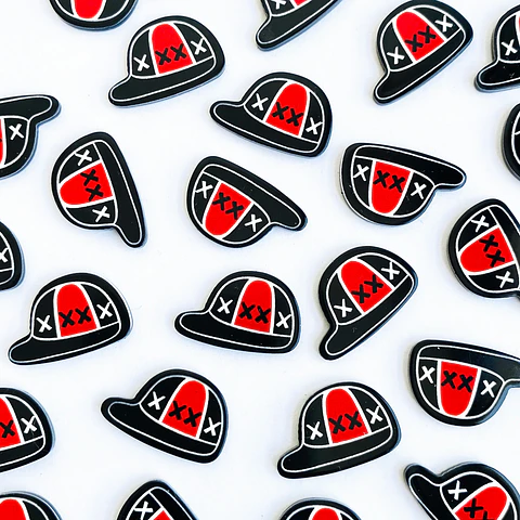 PIN ✦ GORRA ACRÍLICA