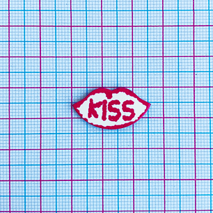 PIN ✦ LABIOS ACRILICOS