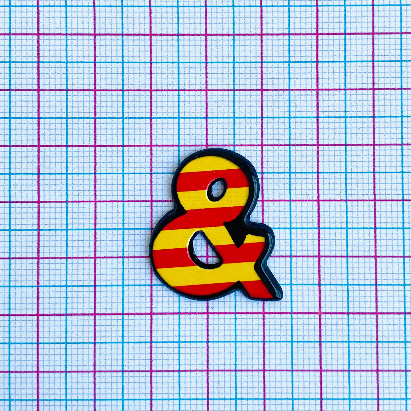 PIN ✦ AMPERSAND ACRÍLICO 2