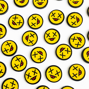 PIN ✦ CARITA MAREADO ACRILICO