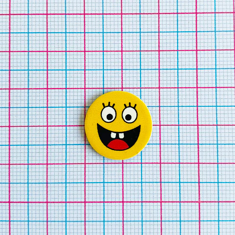 PIN ✦ CARITA SONRIENTE ACRILICA