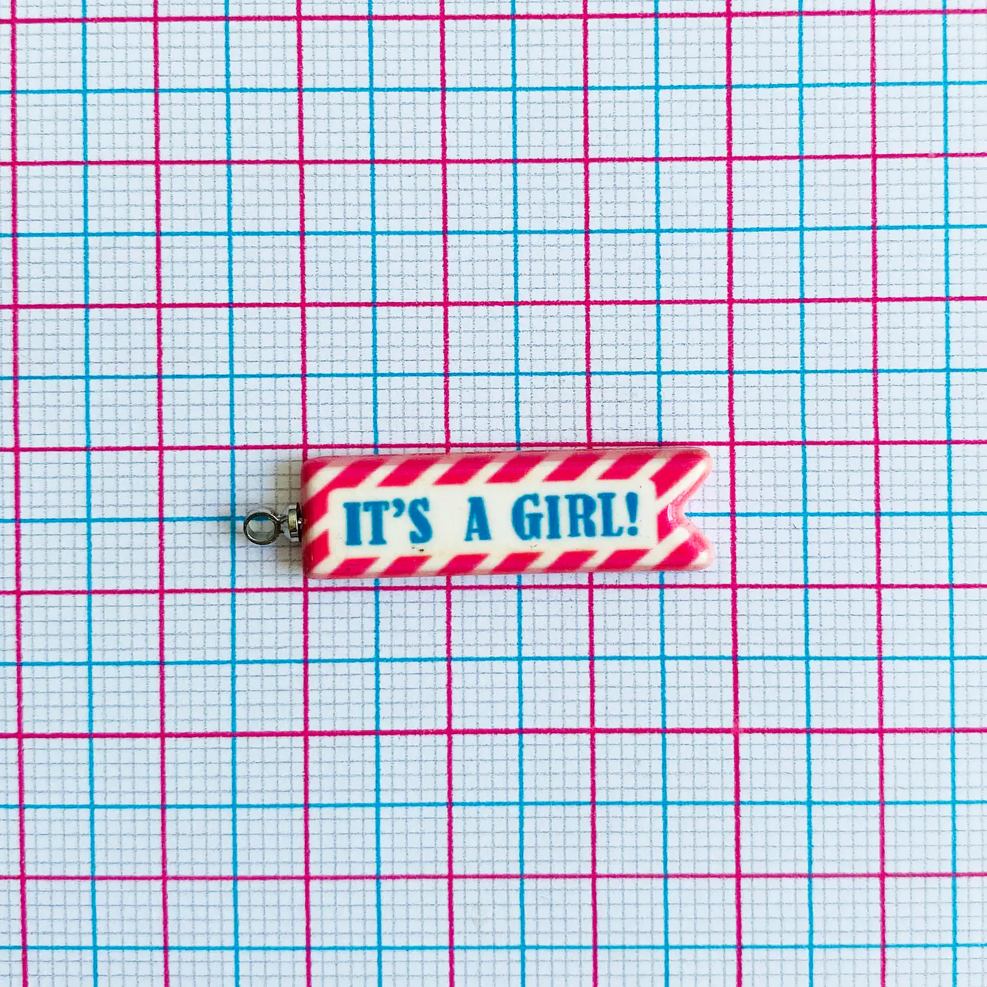 PIN ✦ BANDERIN ACRÍLICO 2
