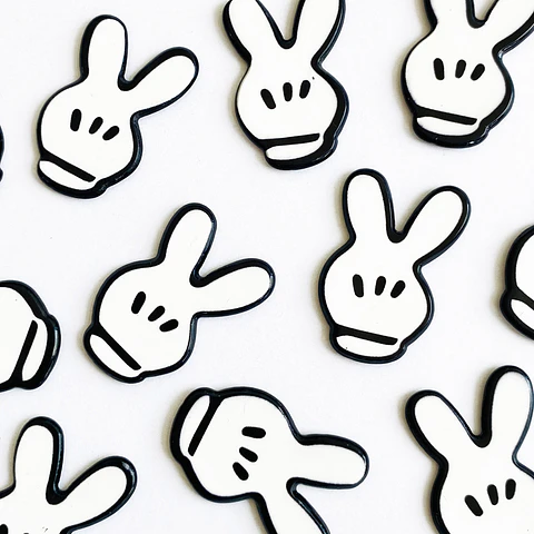 PIN ✦ MANO ACRILICO