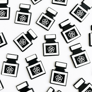 PIN ✦ PERFUME ACRILICO