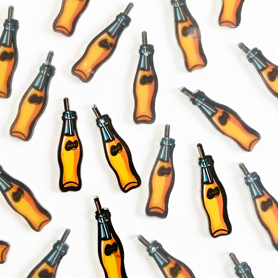 PIN ✦ GASEOSA ACRILICA 1