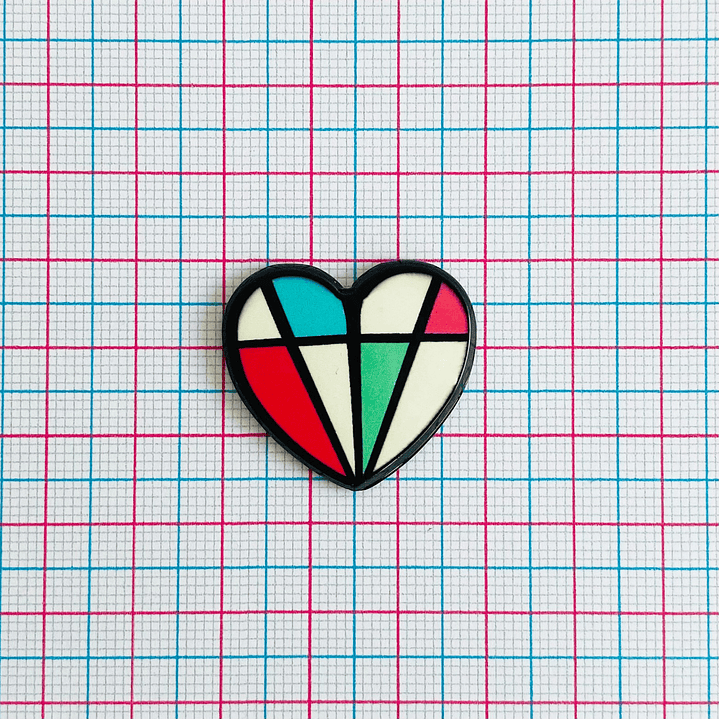 PIN ✦ CORAZÓN ACRILICO 2