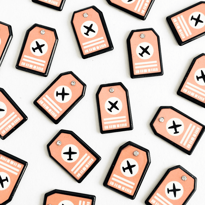 PIN ✦ TAG EQUIPAJE ACRILICO 1