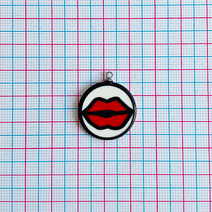 PIN ✦ LABIOS ACRILICO