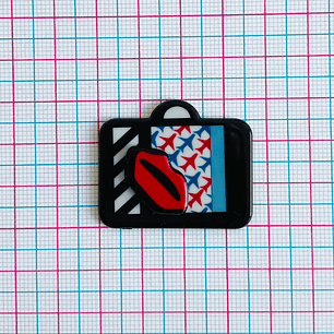 PIN ✦ MALETA ACRILICA