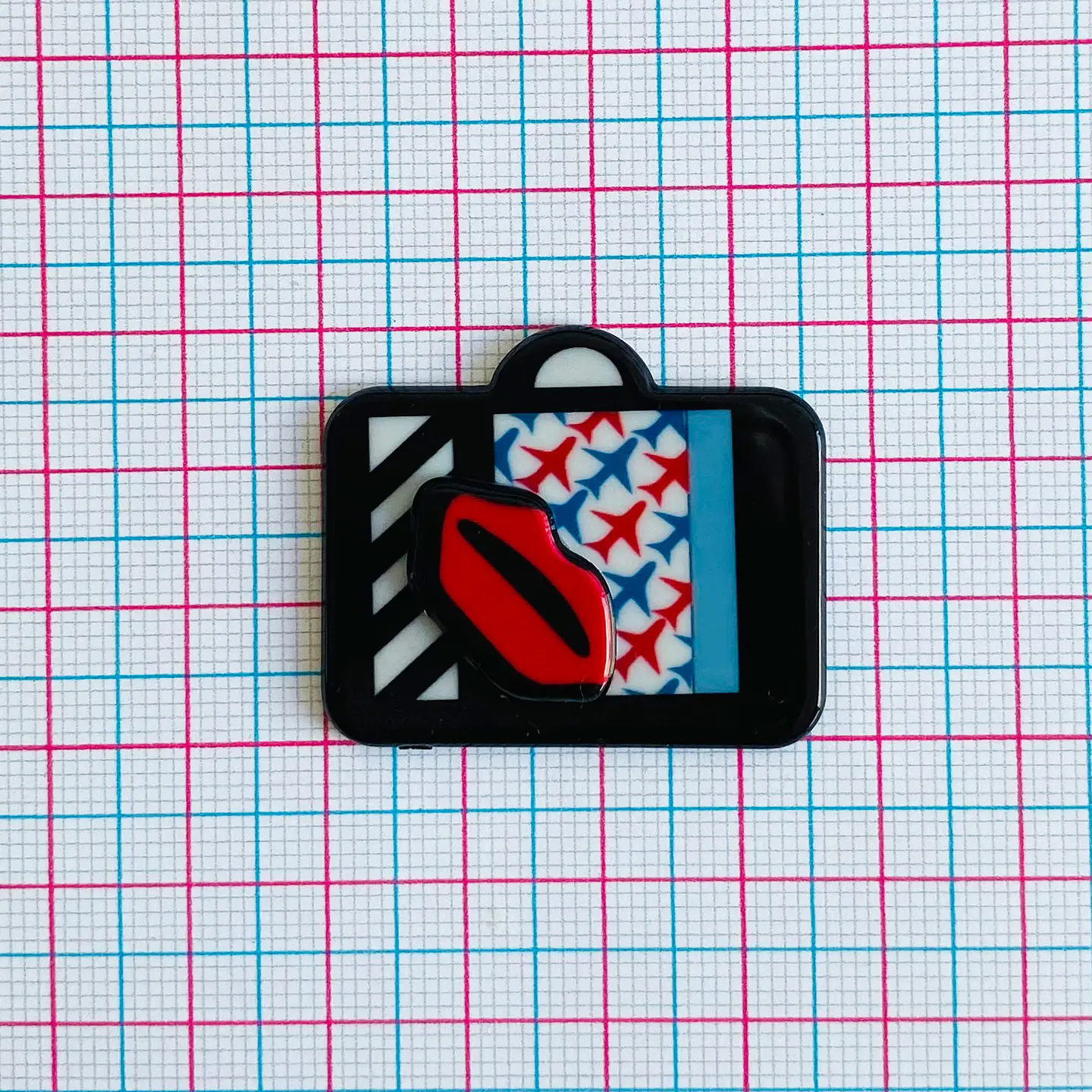 PIN ✦ MALETA ACRILICA 2