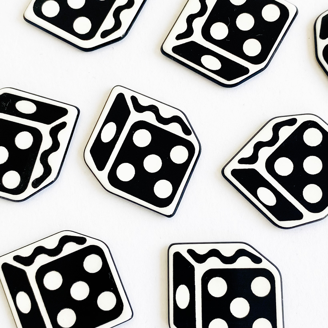 PIN ✦ DADOS ACRILICOS 1