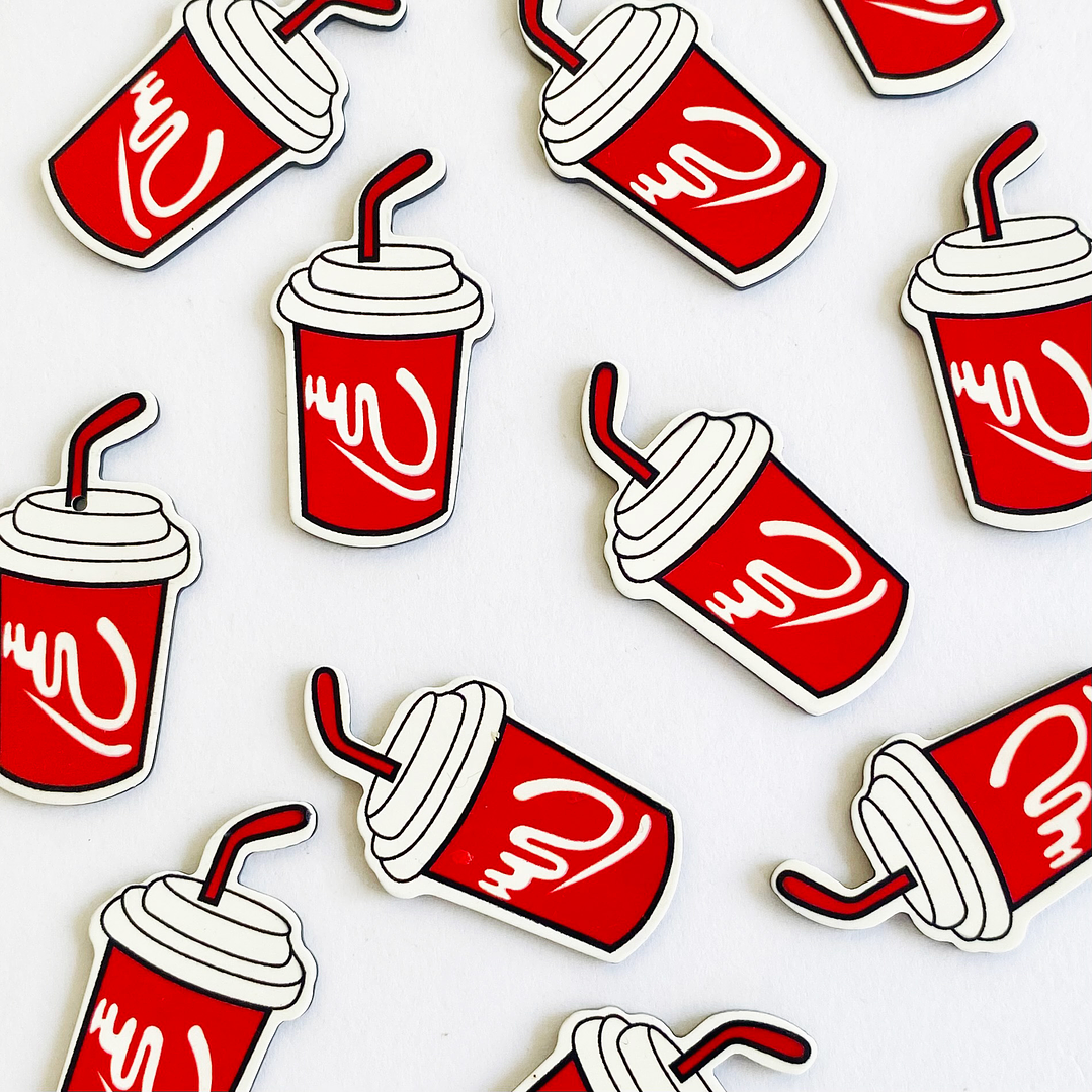 PIN ✦ BEBIDA ACRILICA 1