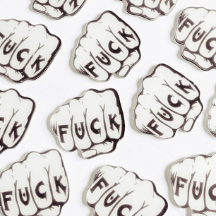 PIN ✦ PUÑO ACRILICO