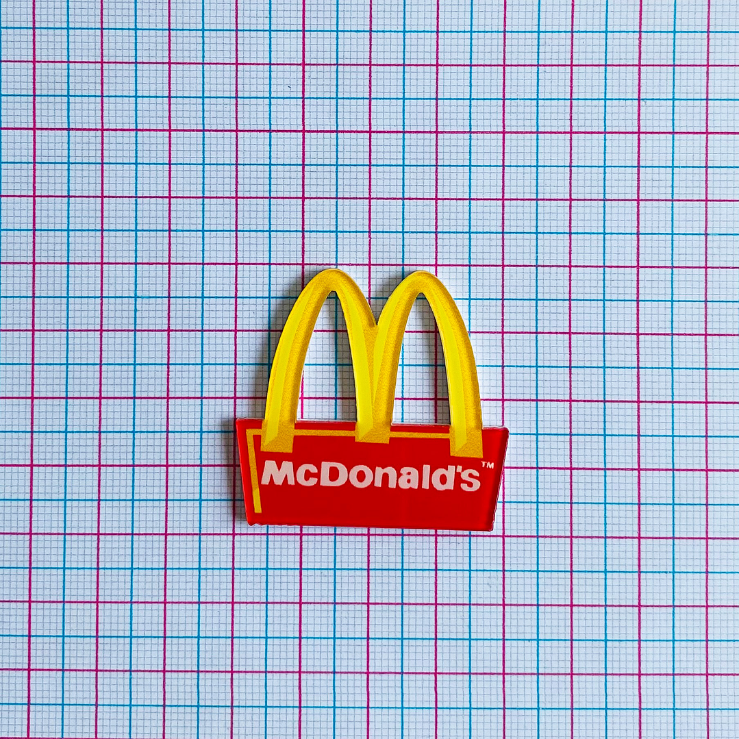 PIN ✦ LOGO ACRILICO 2