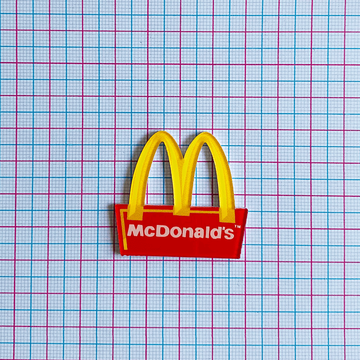 PIN ✦ LOGO ACRILICO 2