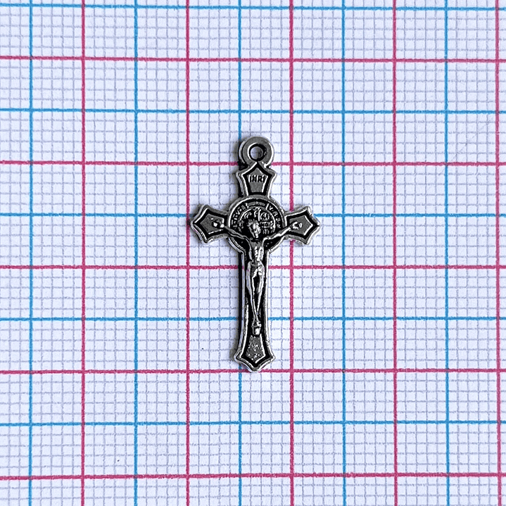 DIJE ✦ CRUZ CRISTO/SAN BENITO ZAMAK 2