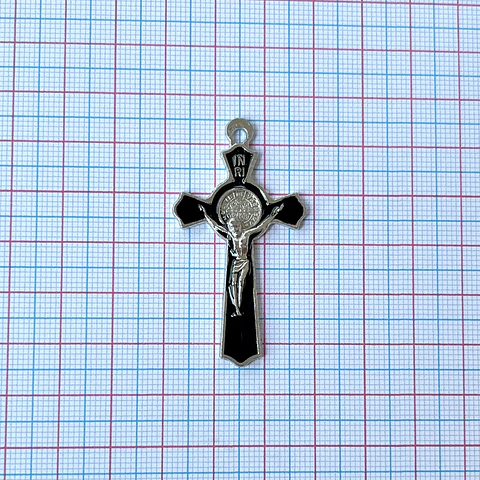 DIJE ✦ CRISTO / SAN BENITO ZAMAK (ELIGE TU COLOR FAVORITO)